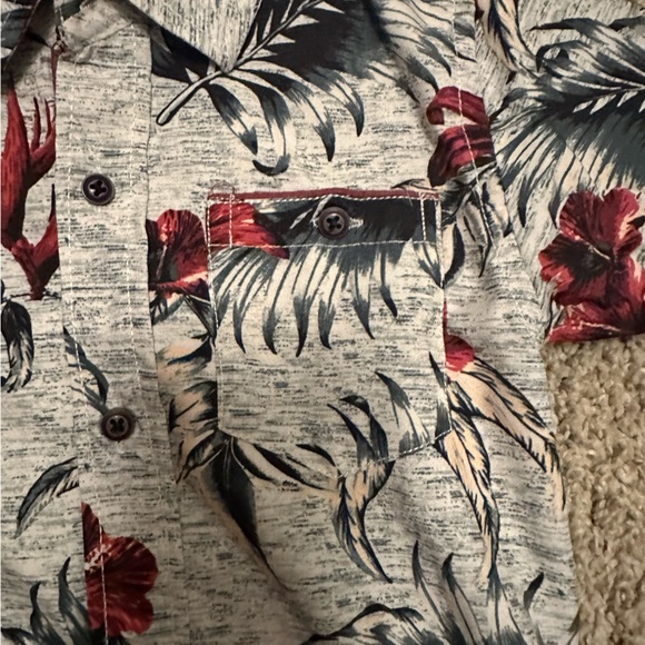 Voyage Toddler Hawaiian Theme button down - Picture 3 of 3